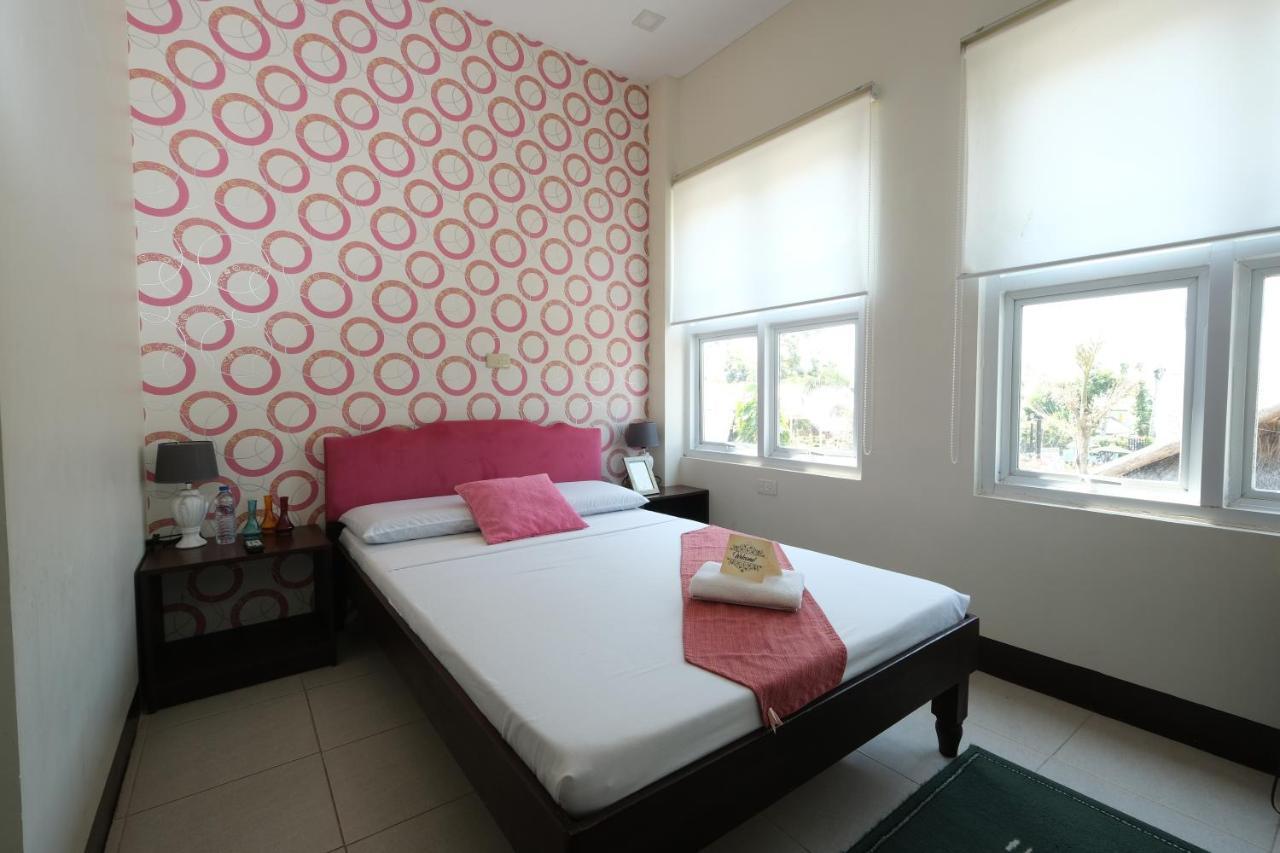 Balai Carmela Hotel Tuguegarao City Exterior photo