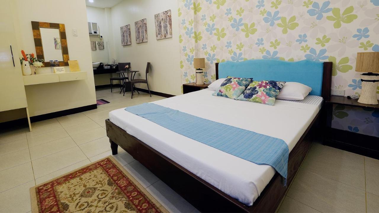 Balai Carmela Hotel Tuguegarao City Exterior photo